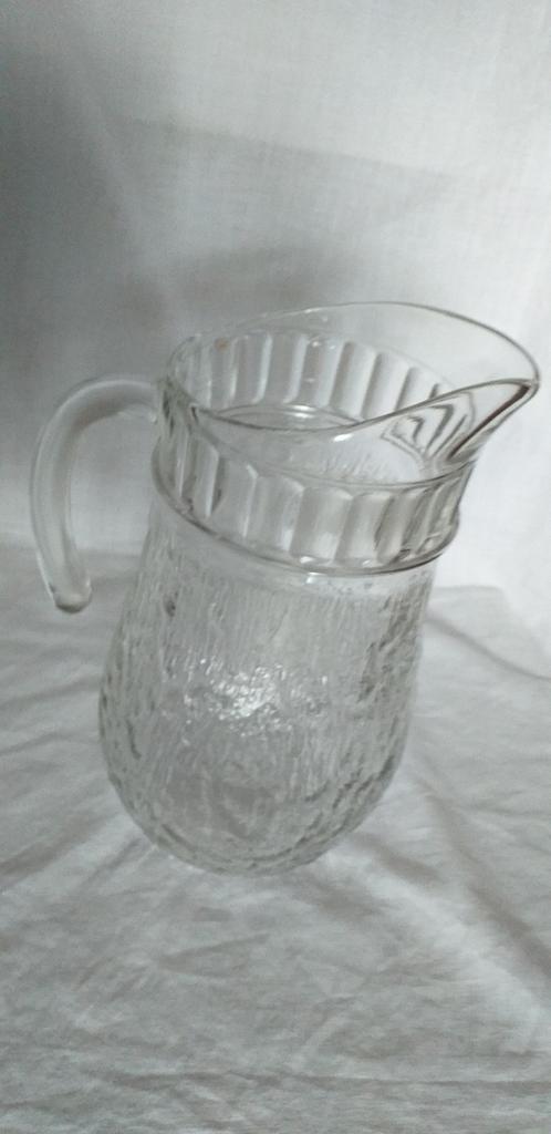 pichet en verre eau ou vin, Enlèvement ou Envoi, Comme neuf, Verre
