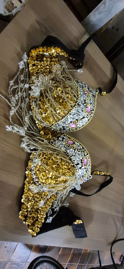 Soutien-gorge de danse orientale taille 70 B, Enlèvement
