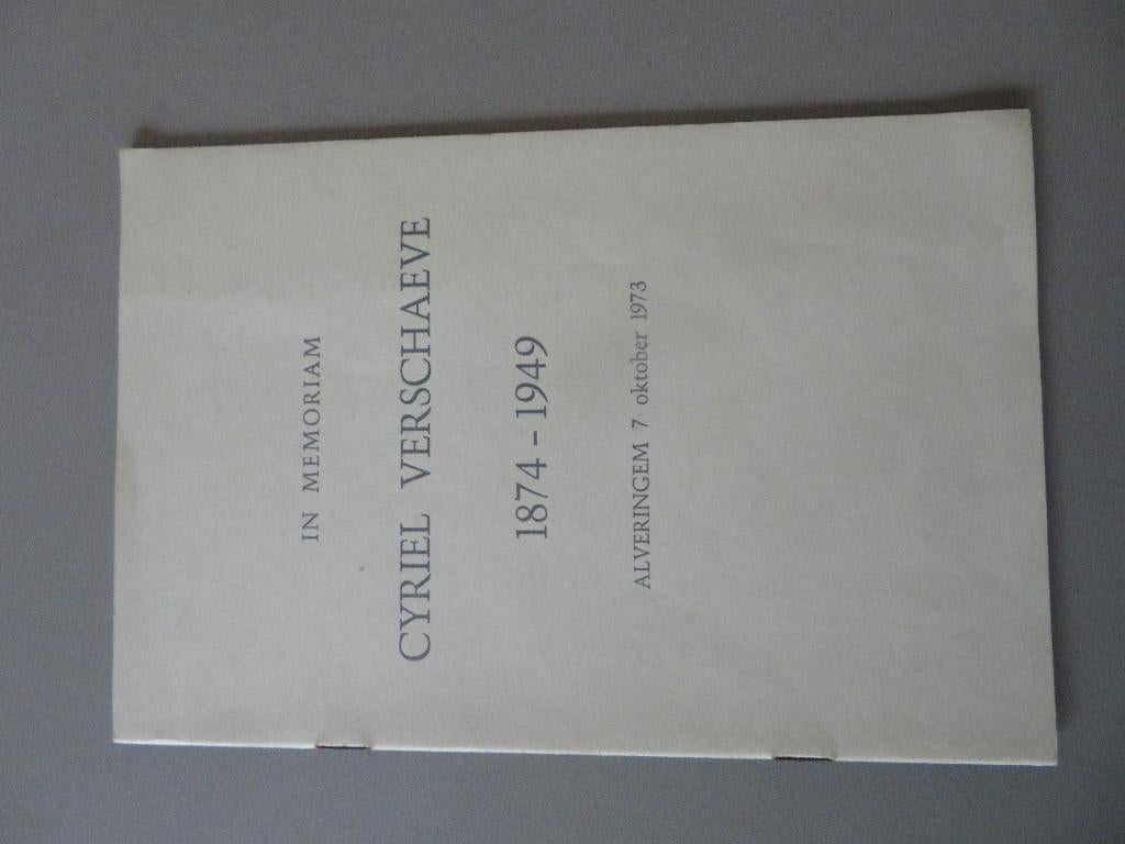 In Memoriam Cyriel Verschaeve 1874 - 1949 Alveringem 1973, Boeken, Ophalen of Verzenden, 20e eeuw of later, Zo goed als nieuw