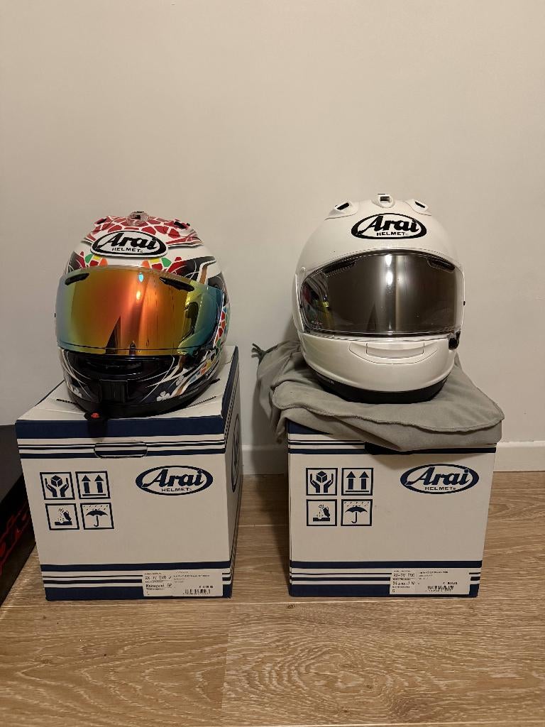 ARAI RX7V EVO Nakagami GP2 & Diamond White helmen-als nieuw, Motoren, Kleding | Motorhelmen, Dames, Heren, Integraalhelm, L, Arai