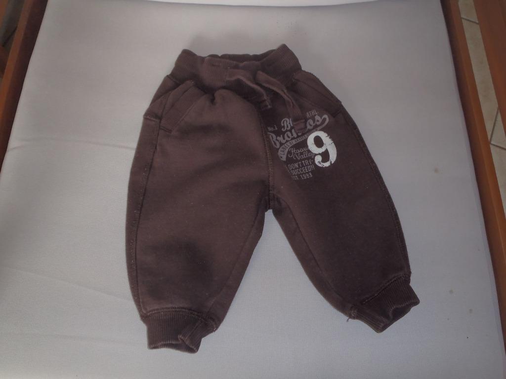 bruine broek/legging maat 68, Kinderen en Baby's, Babykleding | Maat 68, Ophalen of Verzenden, Gebruikt, Jongetje, Broekje