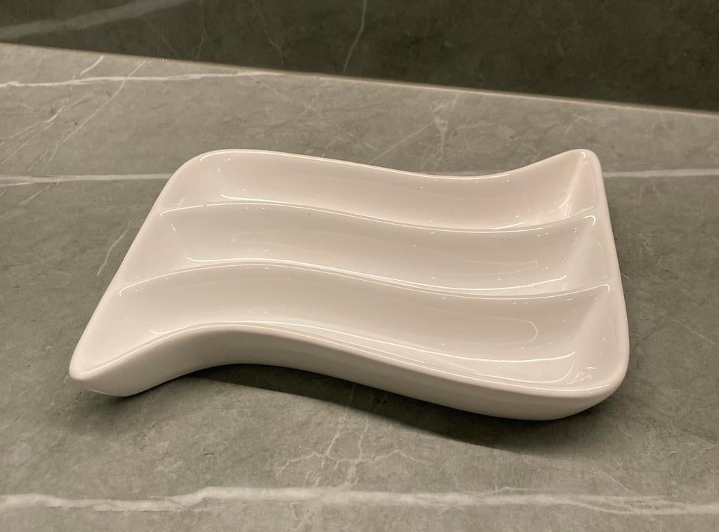 Witte kleine aperoschaal, Ophalen of Verzenden, Nieuw, Effen, Schaal of Schalen