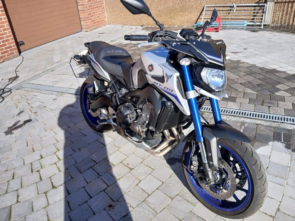 Yamaha mt09 street rally 2015, Enlèvement