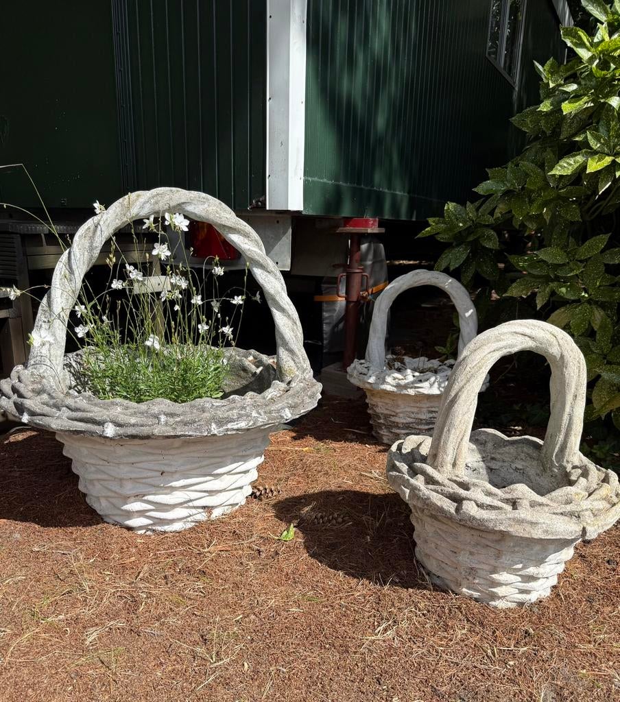 Oude Betonnen Bloemenmanden - Groot + Klein formaat, Ophalen, Gebruikt, 40 cm of meer, Rond