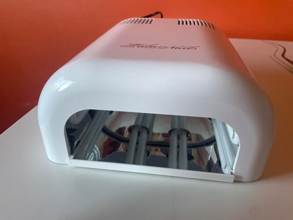 Lampe UV Lulu Nails, Ophalen of Verzenden, Gebruikt