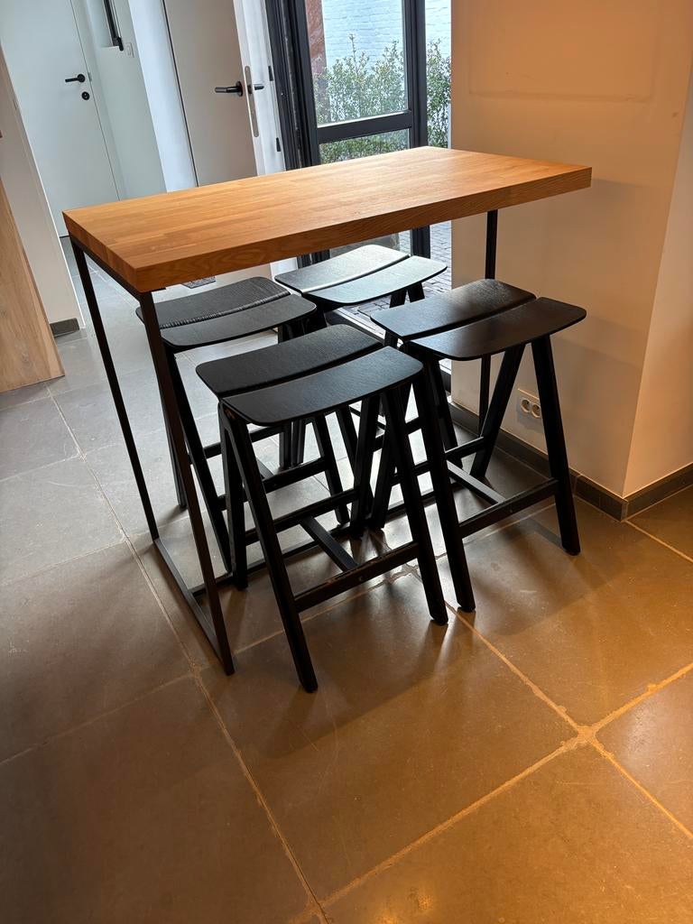 Table de bar 60x100 - chêne massif avec support, Maison & Meubles, Tables | Tables mange-debout, Comme neuf, Enlèvement