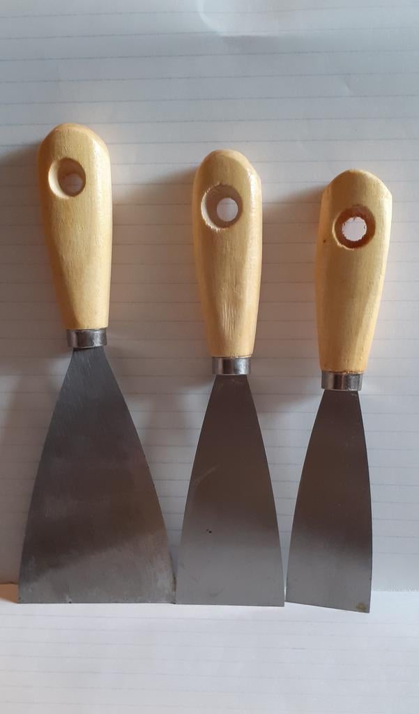 lot de 3 spatules grattoir largeur 7/5/3,5 cm, Enlèvement ou Envoi, Neuf, Outillage ou Accessoires
