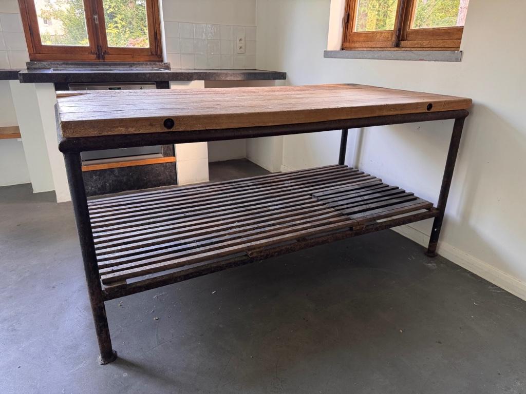 Werktafel, keukeneiland - authentiek industrieel, Huis en Inrichting, Ophalen, Gebruikt, 75 cm of meer, 100 tot 150 cm