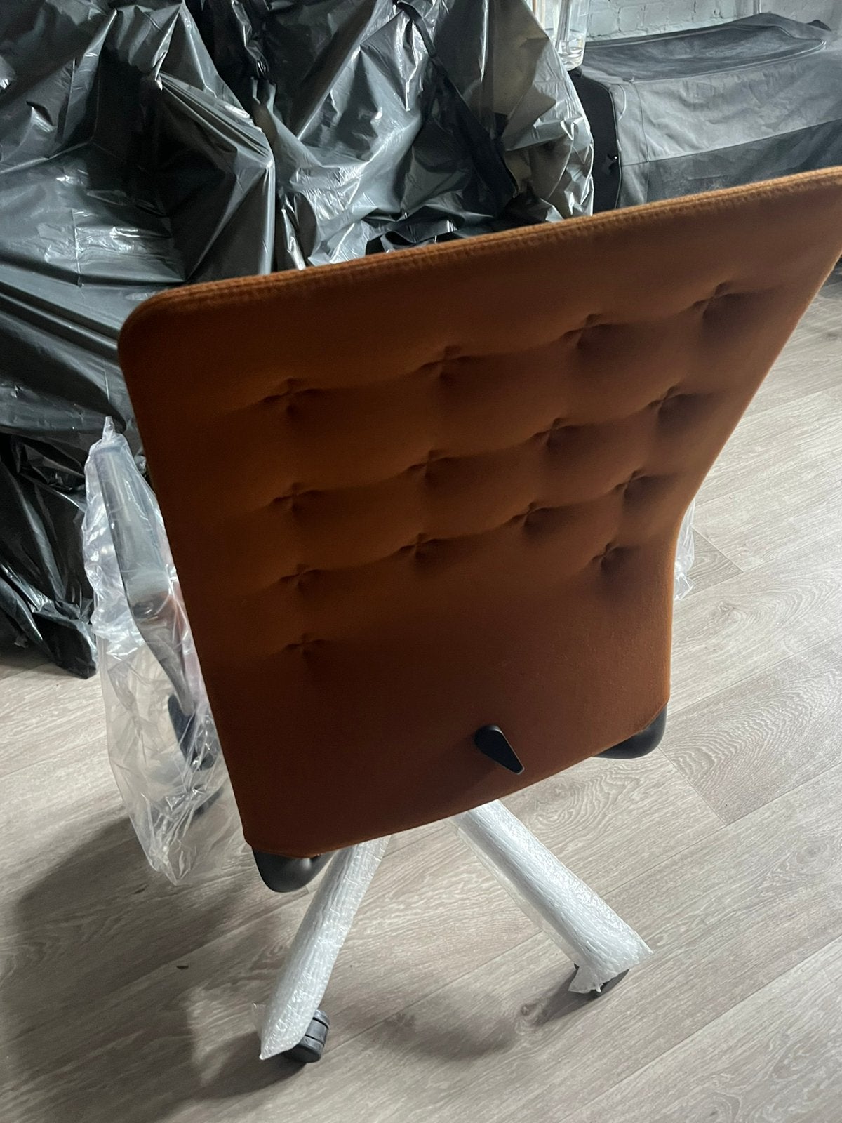 NIEUWE VITRA bureaustoel!!!!, Huis en Inrichting, Ophalen, Zo goed als nieuw