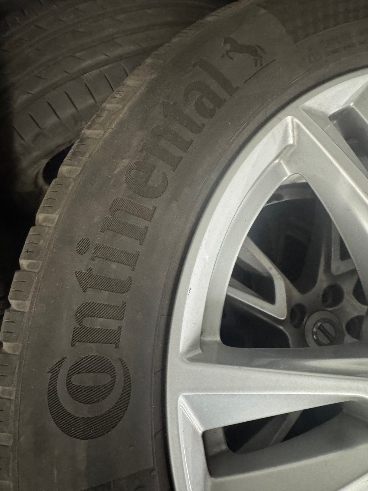 4 jantes Volvo XC60 origine 18” + pneus hiver, Autos : Pièces & Accessoires, Pneus hiver, Enlèvement, Pneu(s), 18 pouces