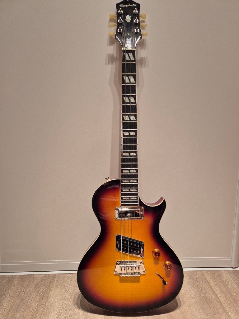 Les Paul Model Nancy Wilson Fanatic Nighthawk., Muziek en Instrumenten, Ophalen, Nieuw, Solid body, Epiphone