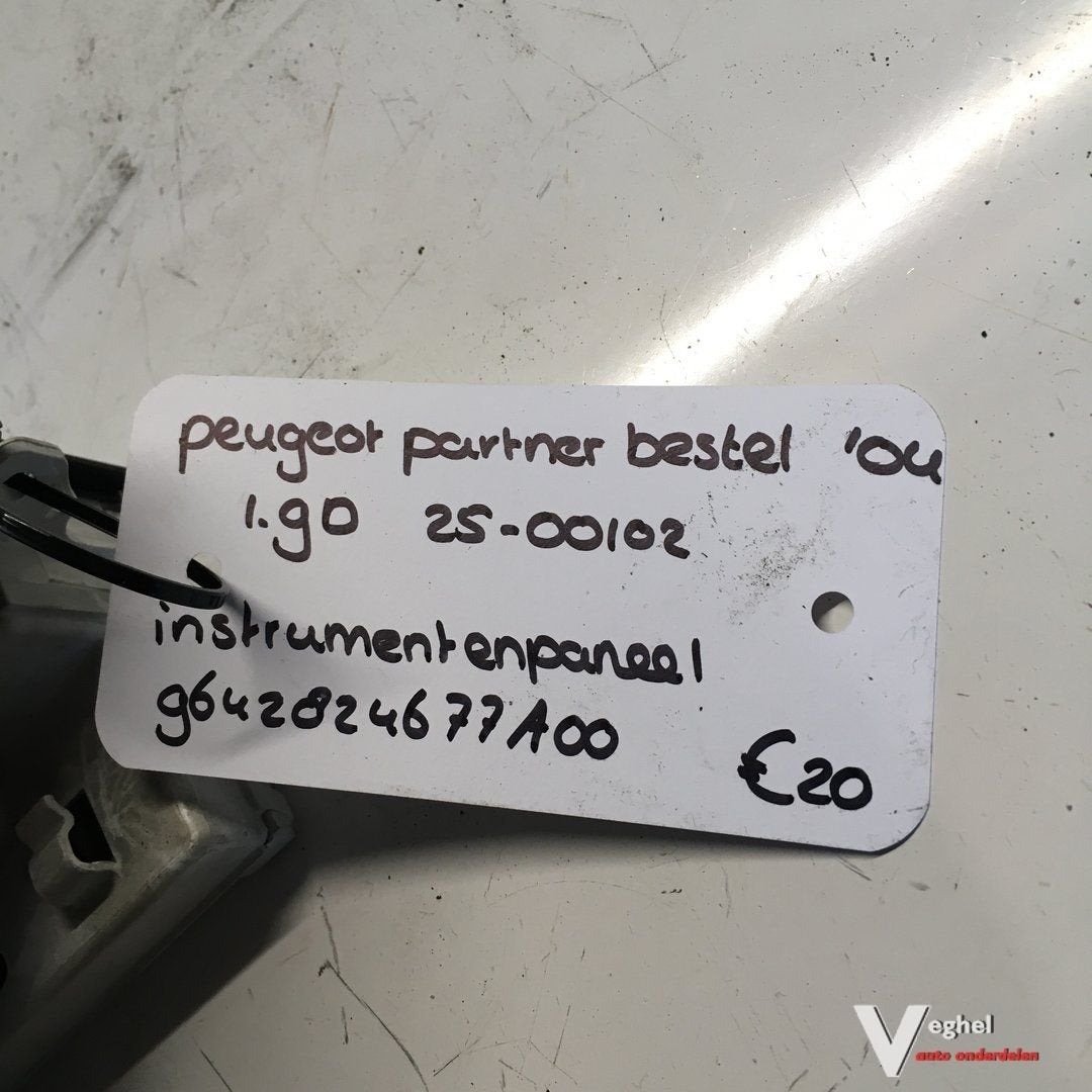 Citroen C1 5drs 1.0 12v 2010  2500078 Instrumentenpaneel   9, Gebruikt, -, -, Ophalen of Verzenden