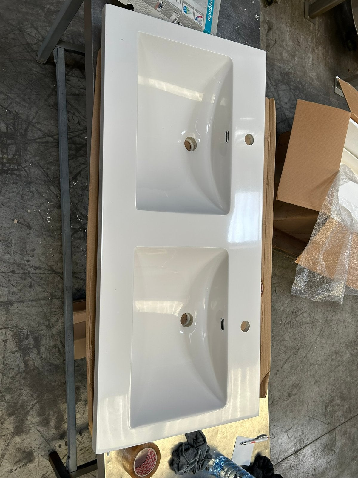 Dubbele lavabo nieuw - 119,8 x 53,3, Doe-het-zelf en Bouw, Sanitair, Ophalen