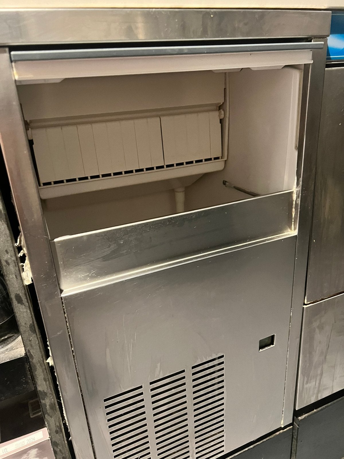 Professionele ijsblokjesmachine Diamond Nordica Line, Ophalen, Koelen en Vriezen