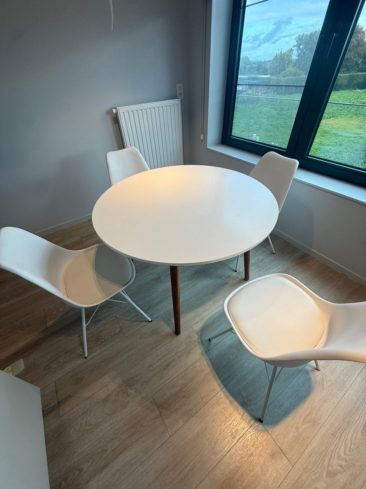 Complete set tafel met stoelen, Ophalen of Verzenden, Gebruikt, Vier personen, Overige houtsoorten