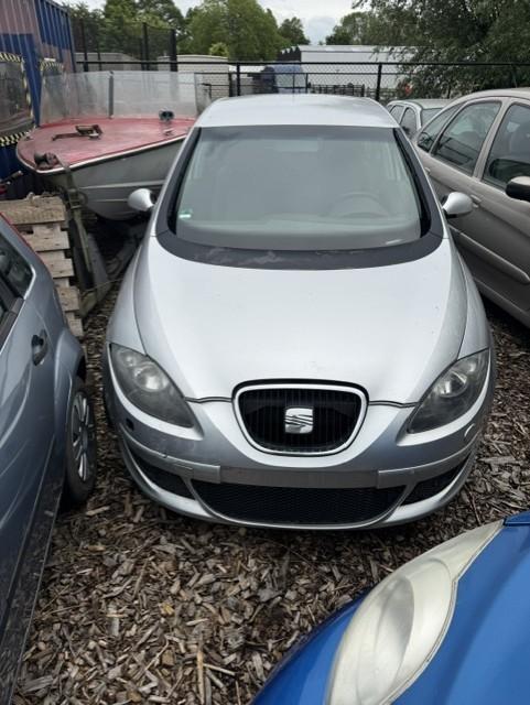 Te koop Seat Altea, Autos, Seat, Entreprise, Achat, Altea, Essence, Euro 4, 4 portes, Boîte manuelle, Argent ou Gris, Gris, Tissu