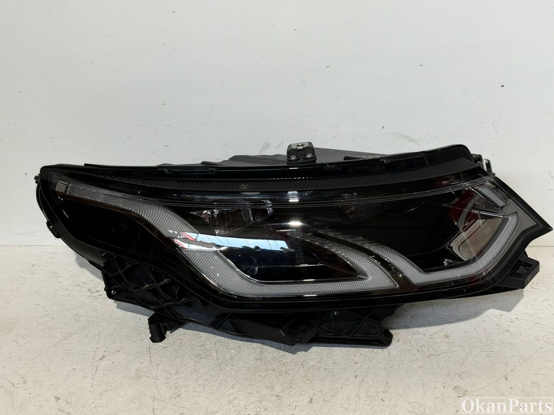 Land Rover Discovery Sport L550 Facelift LED koplamp rechts, Auto-onderdelen, Fabrikant BV, Gebruikt, Info@fabrikant.eu, Fabrikantstraat 1
1000 AA  Amsterdam, NL