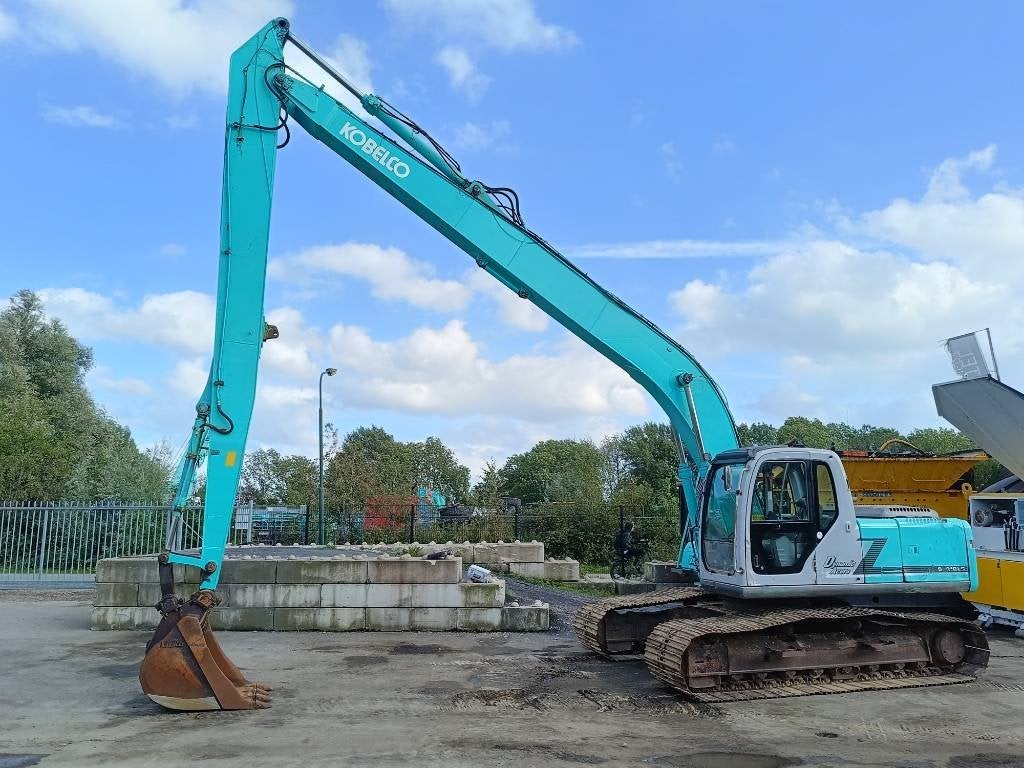 Kobelco SK 210 LC long reach excavator bagger 23,5 ton, Zakelijke goederen, Graafmachine