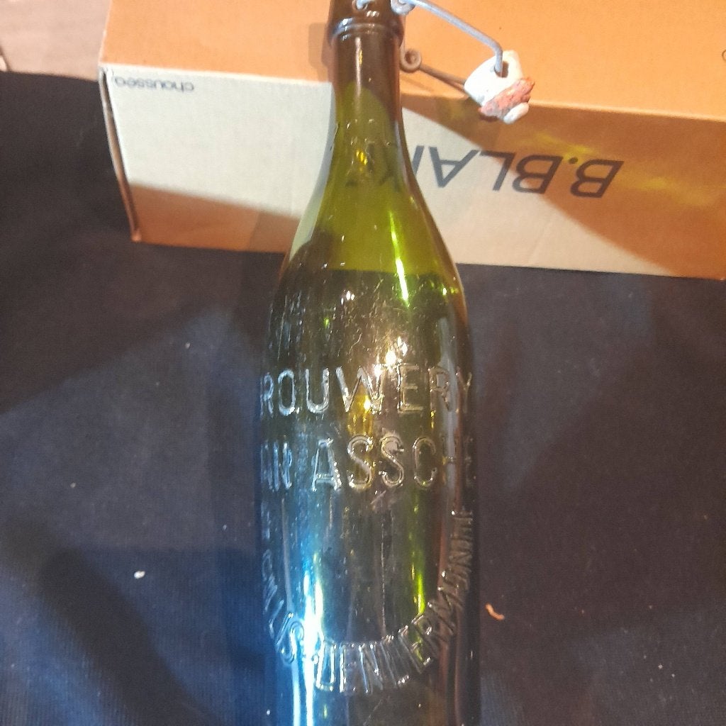 bouteille 75 cl brasserie Van Assche St Gilles Dendermonde, Collections, Enlèvement ou Envoi, Comme neuf