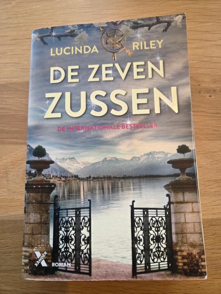 Lucinda Riley - De zeven zussen, Boeken, Ophalen of Verzenden, Lucinda Riley
