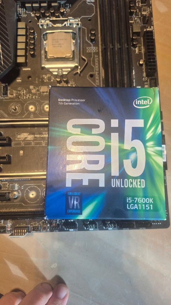 Intel Core 7600K + MSI Z270 Gaming Pro Carbon, LGA 1151, 4-core, 4 Ghz ou plus, Enlèvement