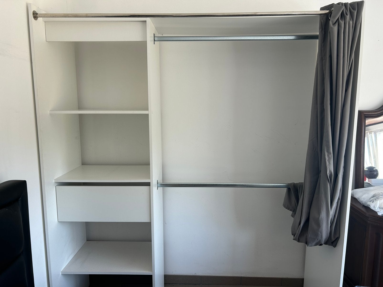 Garde robe/dressing, Enlèvement, Comme neuf