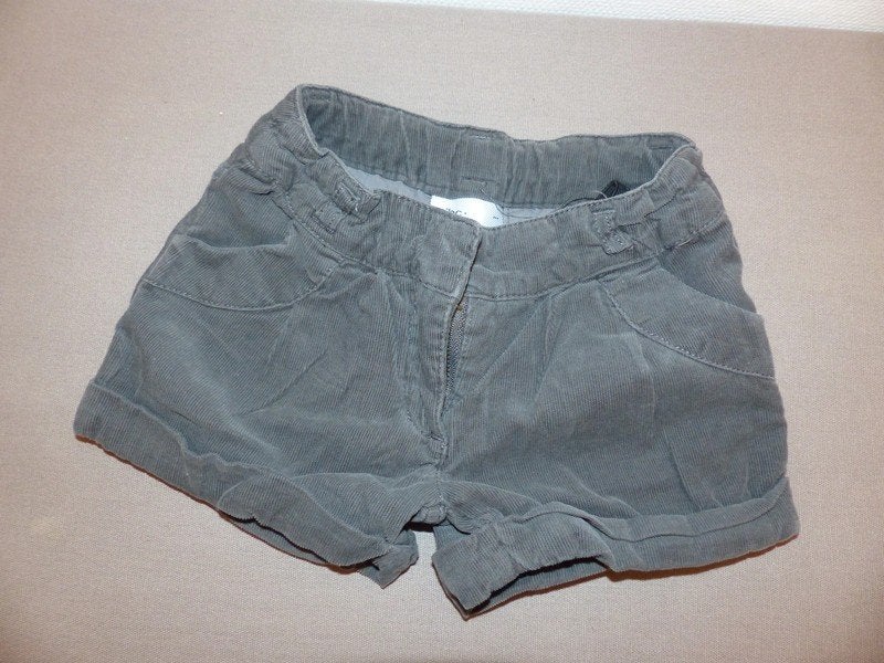 JBC shortje in velours - meisje - maat 98, Kinderen en Baby's, Kinderkleding | Maat 98, Broek, Gebruikt, Meisje, JBC