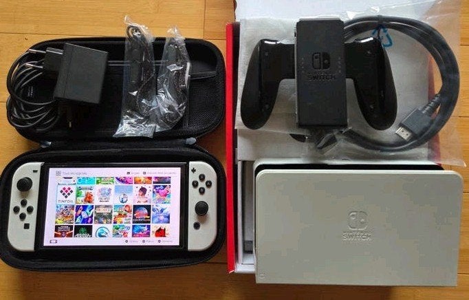 Nintendo Switch OLED Modde SD-kaart 256 GB accessoi, Games en Spelcomputers, Ophalen, Zo goed als nieuw, Zonder controller, Switch OLED