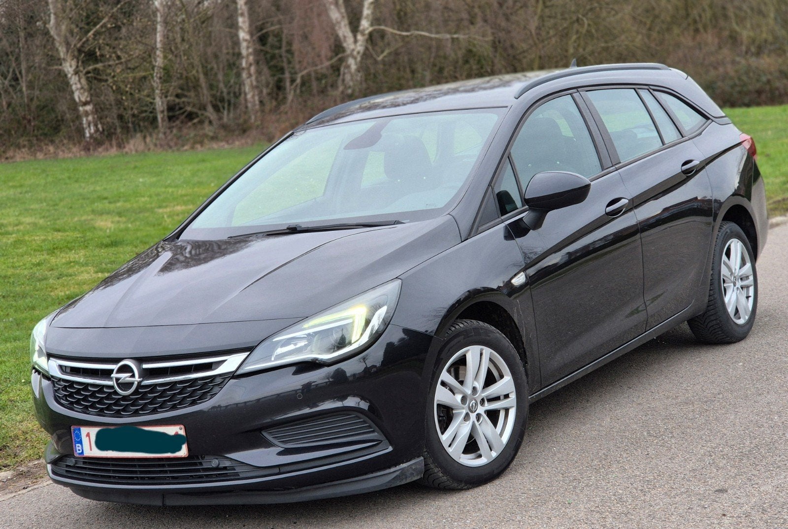 opel astra 16cdti new mod 190mkm gps clima ctok 5500€, Euro 6, 1600 cc, Bluetooth, 5 deurs
