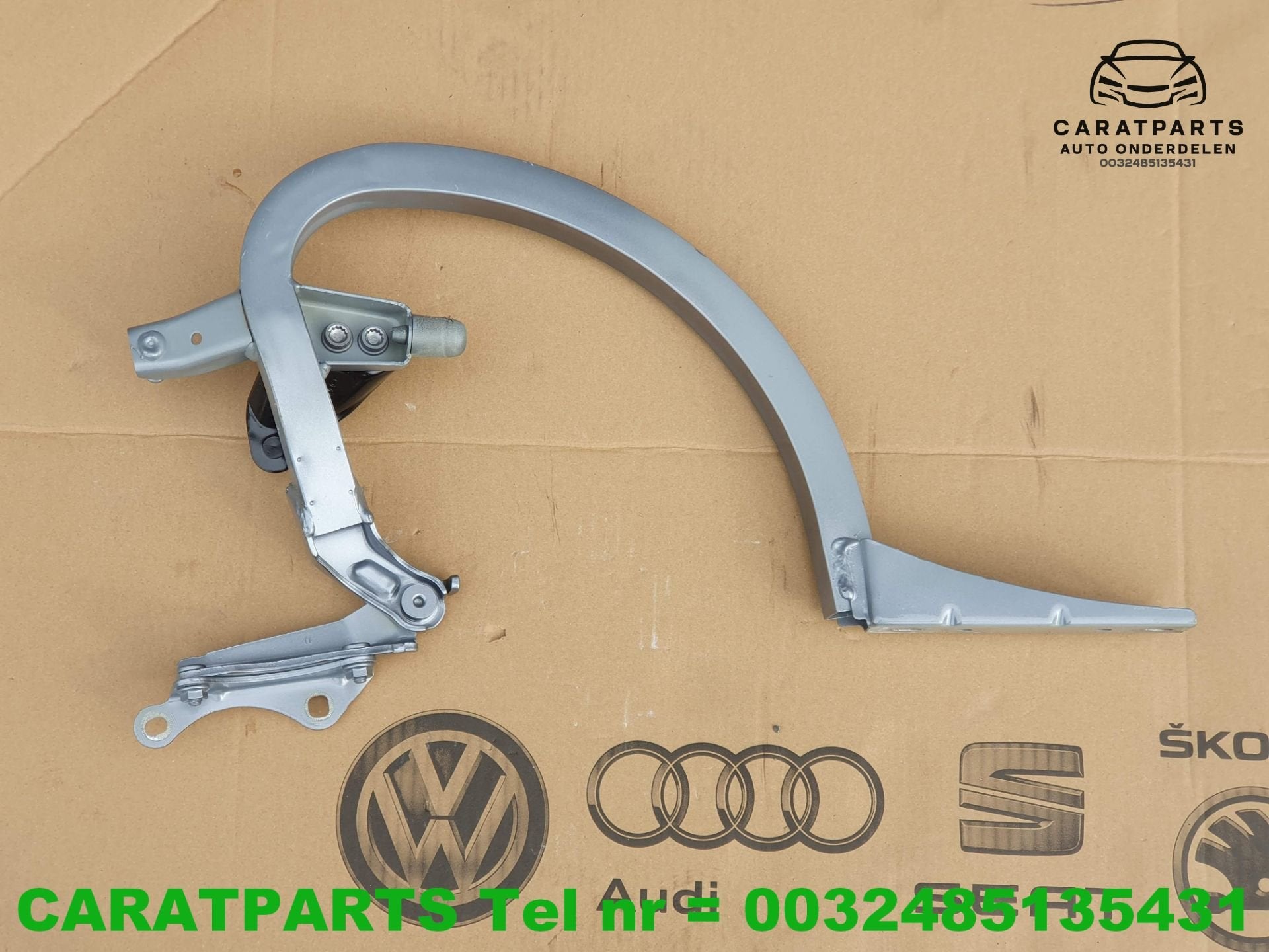 4G5827301B a6 klepscharnier a6 achterklep scharnier a6 4g c7, Gebruikt, AUDI AG, Auto-Union-Strasse 1
85045  Ingolstadt, DE, Audi