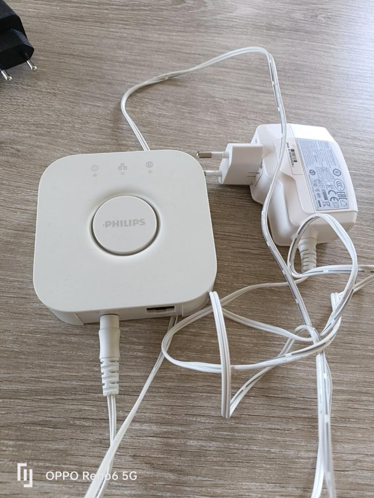 Philips Hue, Enlèvement, Comme neuf