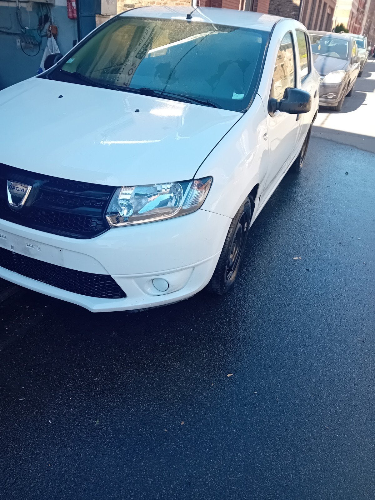 Dacia sandero 10 essence turbo mod 2014 vc ve rcd ac 5pts, Autos, Euro 5, Achat, 63 kW, Entreprise