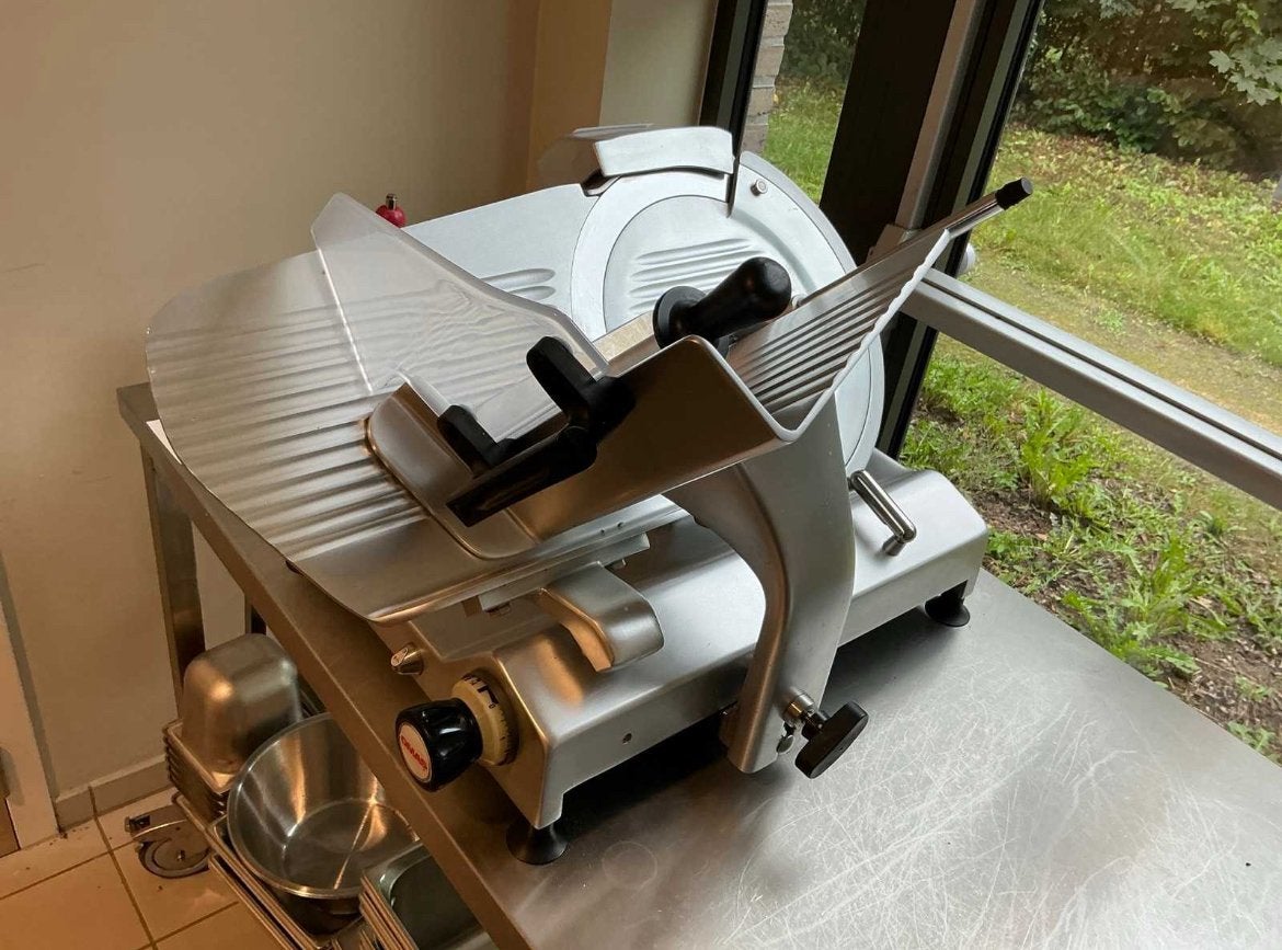 Professionele Berkel C35E vleessnijmachine – 230 V, Enlèvement
