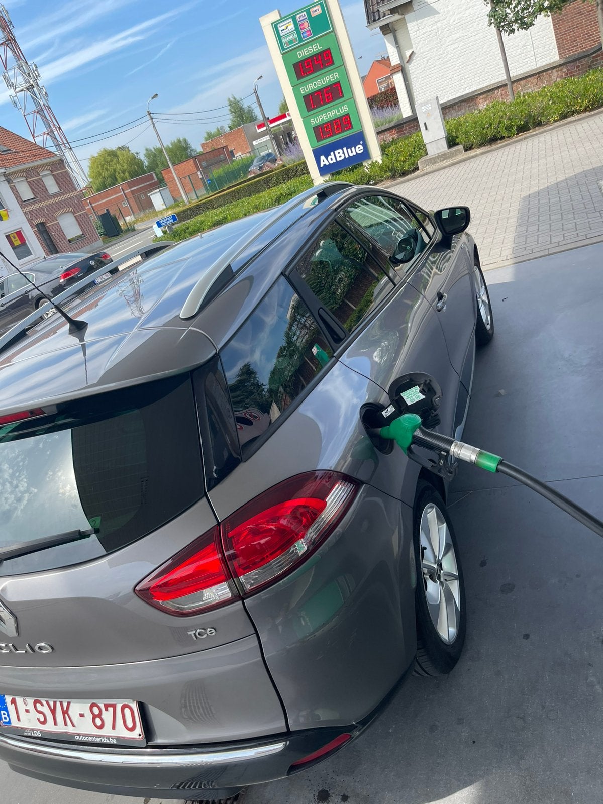 Mooi Clio 2016 benzin rijdt als nieuw full option, Autos, Renault, Achat, Euro 6, Boîte manuelle, 5 portes