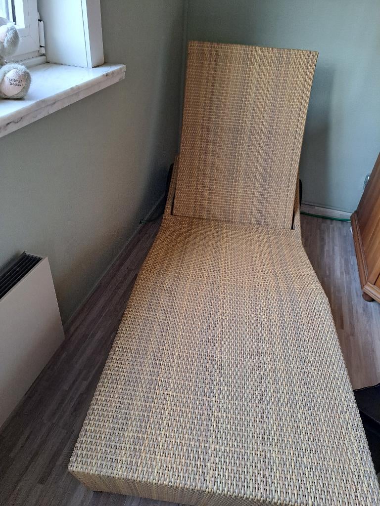 Landelijke ligzetel voor buiten., Tuin en Terras, Ligbedden, Ophalen, Zo goed als nieuw, Overige materialen, Verstelbaar