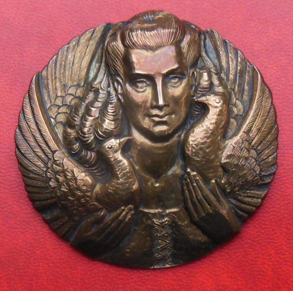 Broche médaillon Phoenix "Maurice 1946", Bijoux, Sacs & Beauté, Broches, Envoi, Neuf, Brun, Cuivre