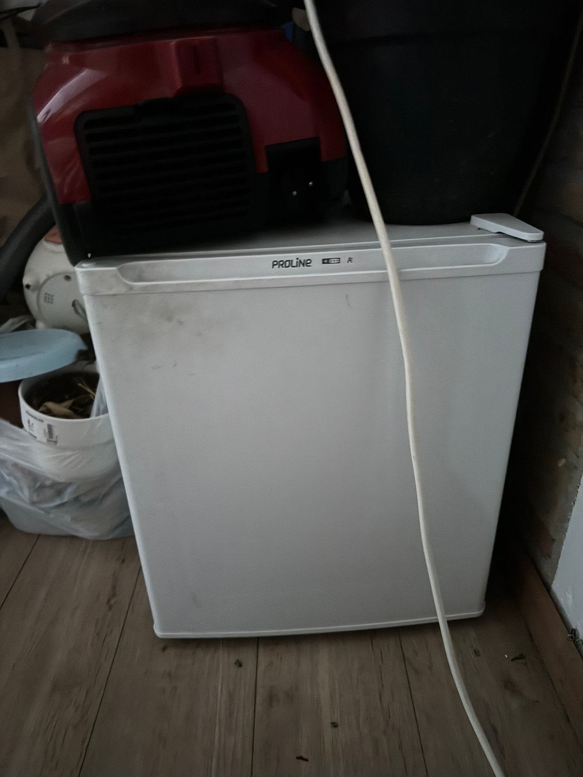 Kleine vriezer, Elektronische apparatuur, Ophalen