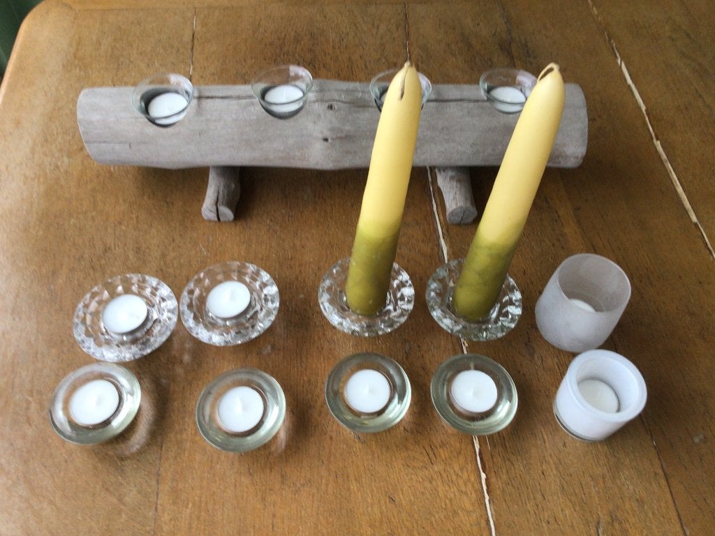Kaarsen en houders, Ophalen