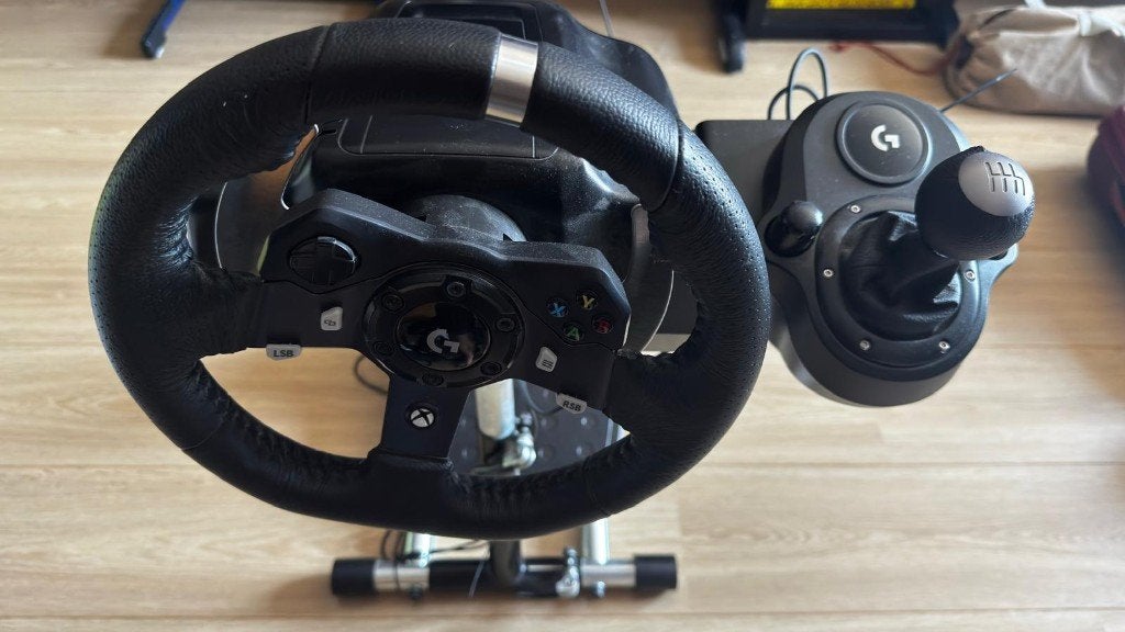 Logitech G920 (Xbox en PC) + Shifter + wheelstand, Consoles de jeu & Jeux vidéo, Consoles de jeu | Xbox | Accessoires, Enlèvement