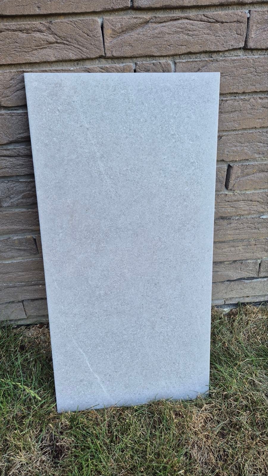 Tegels voor vloer en muur 30 cm op 60 cm, nieuw grijs, Ophalen