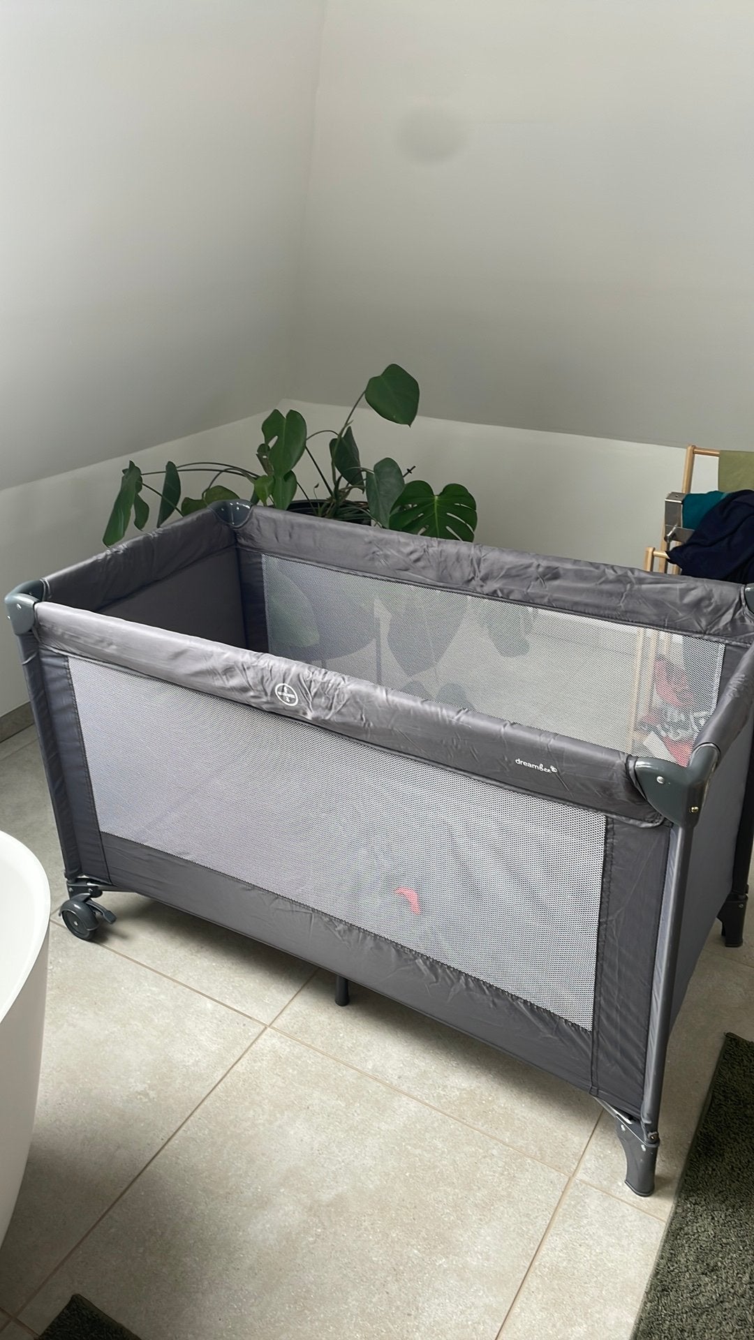 Reisbedje dreambaby, Ophalen, Zo goed als nieuw, Reisbedje