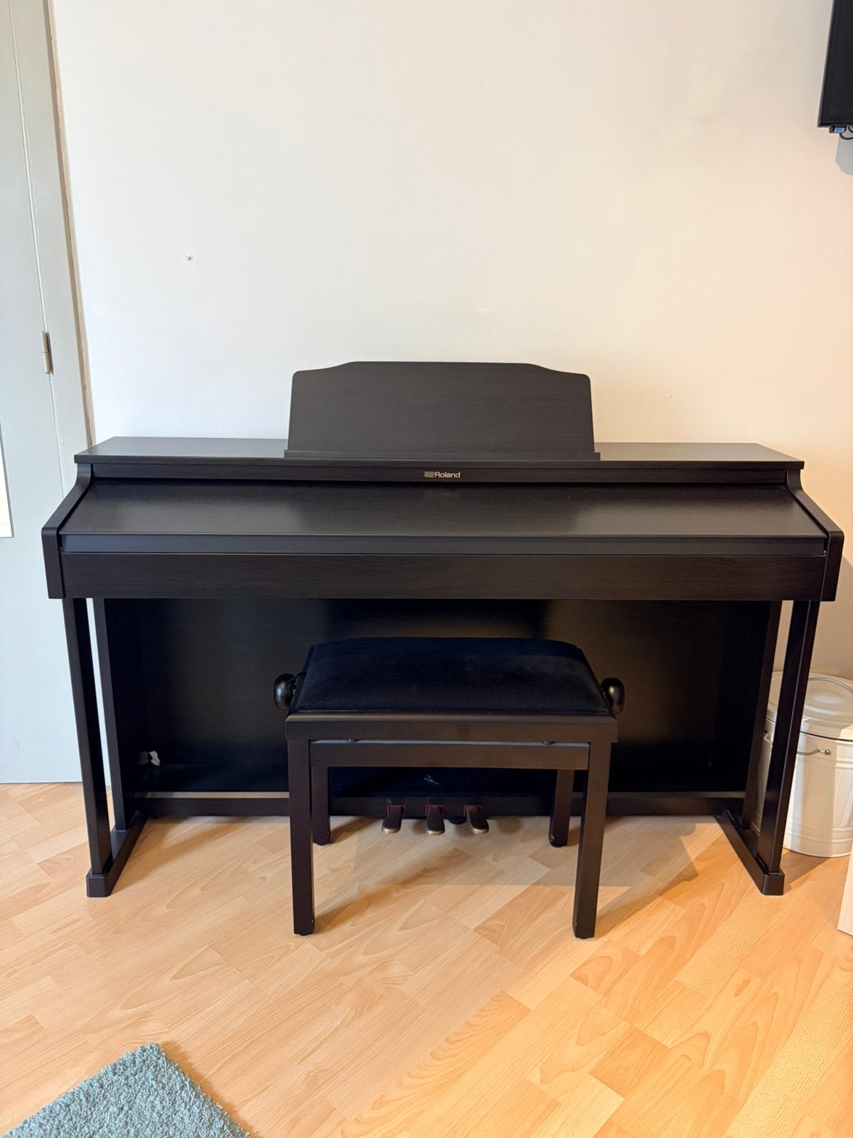 Roland HP601 digitale piano - zo goed als nieuw, Comme neuf, Enlèvement, Piano, Digital