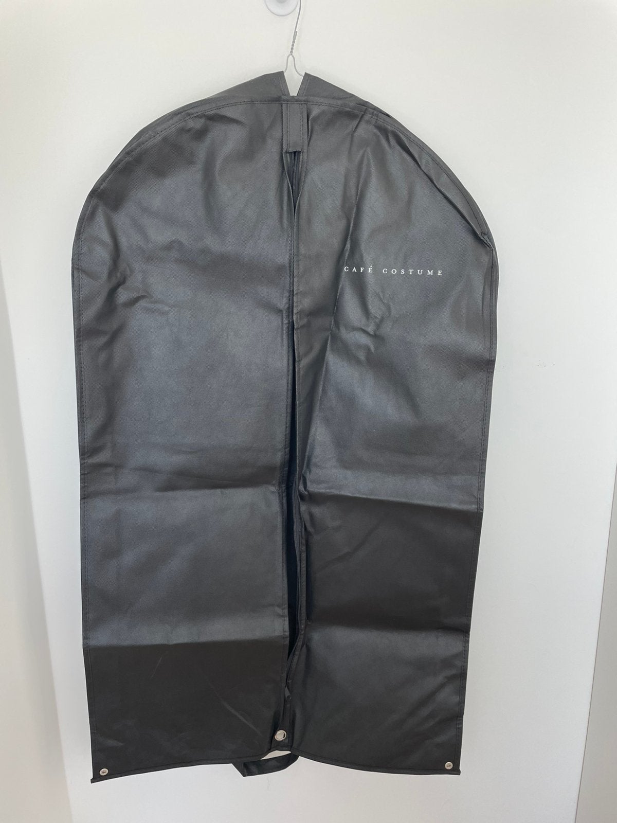 Trousse à vêtements Cafe Costume, Enlèvement ou Envoi, Comme neuf, Autres tailles, Noir