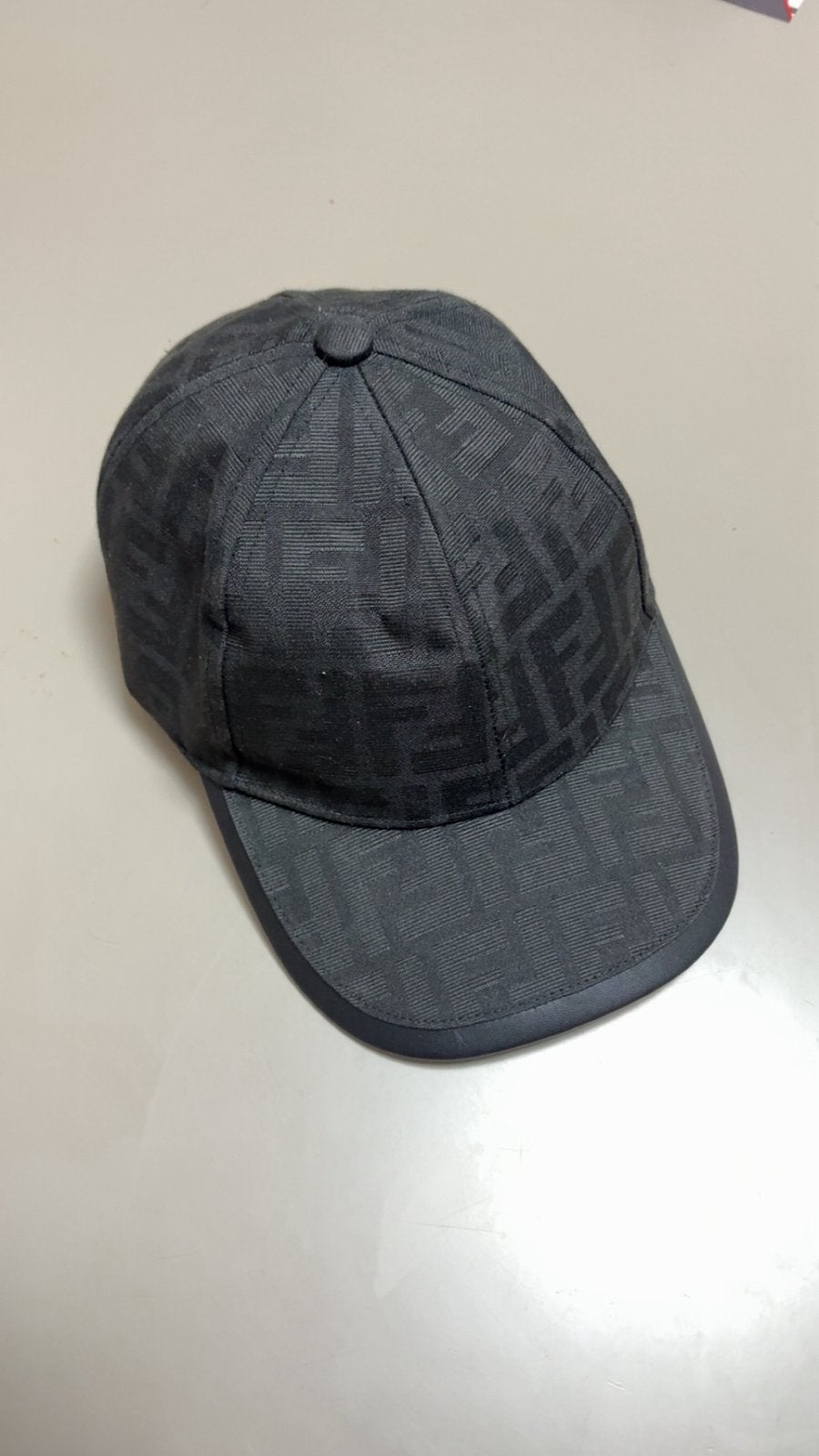 Casquette fendi, Enlèvement, Comme neuf, Casquette
