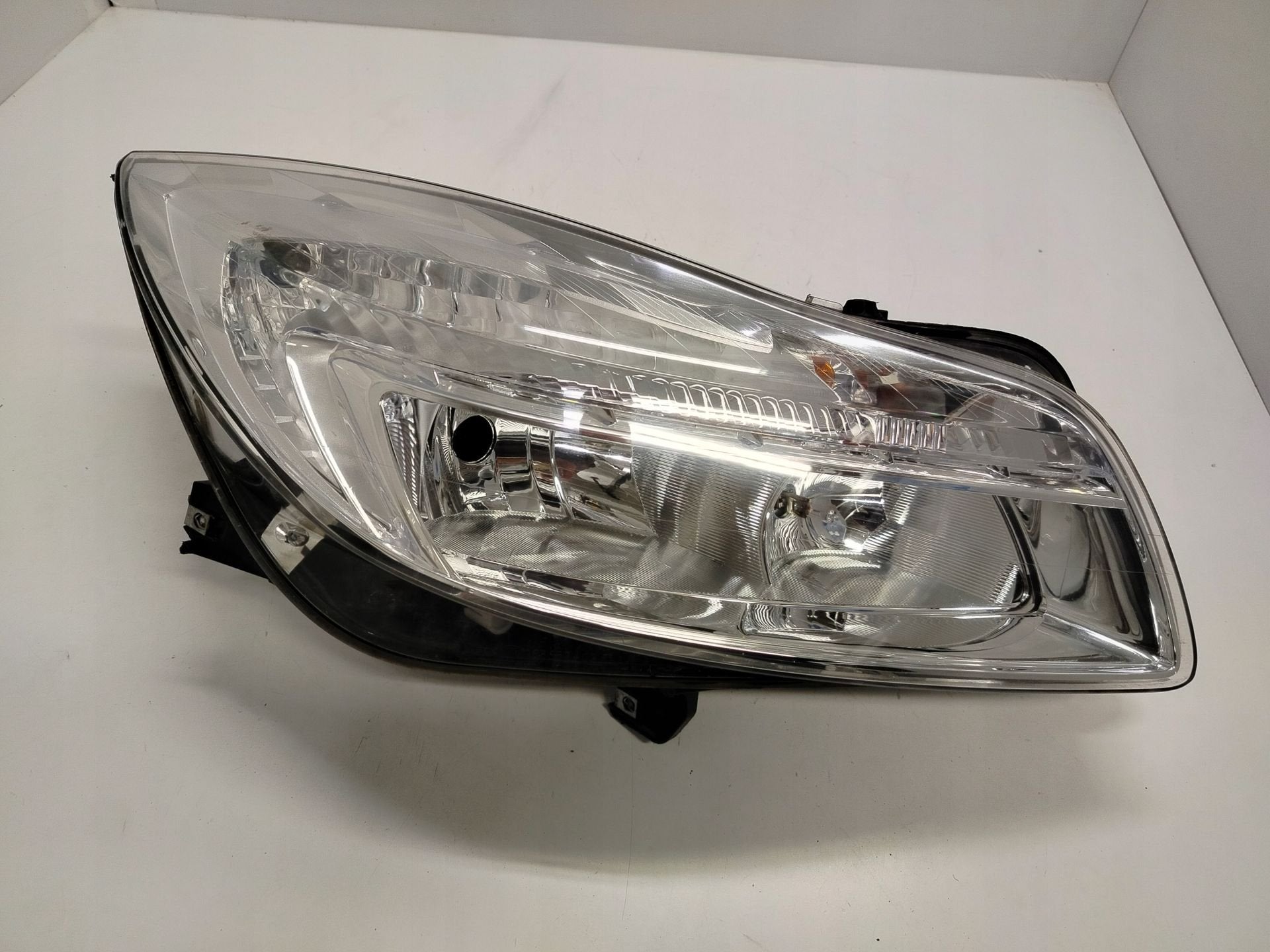 Phare droit Opel Insignia A 22831927, Autos : Pièces & Accessoires, Opel Automobile GmbH, Opel, Bahnhofsplatz 1
65423  Russelsheim am Main, DE