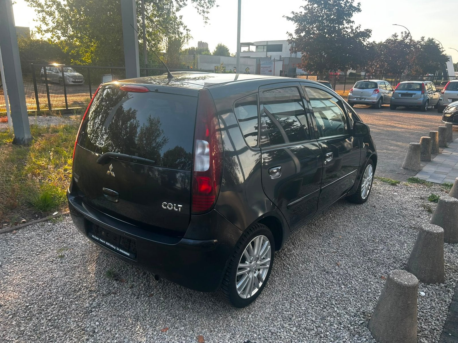 Mitsubitchi colt benzine met keuring verkoop, Autos, Mitsubishi, Achat, 4 portes, Entreprise, Boîte manuelle