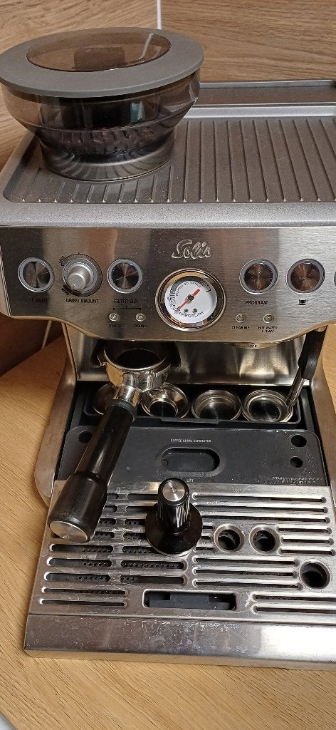 Solis Grind & Infuse Perfetta espressoKoffiemachine, Elektronische apparatuur, Koffiezetapparaten, Ophalen, Koffiemachine, Koffiebonen