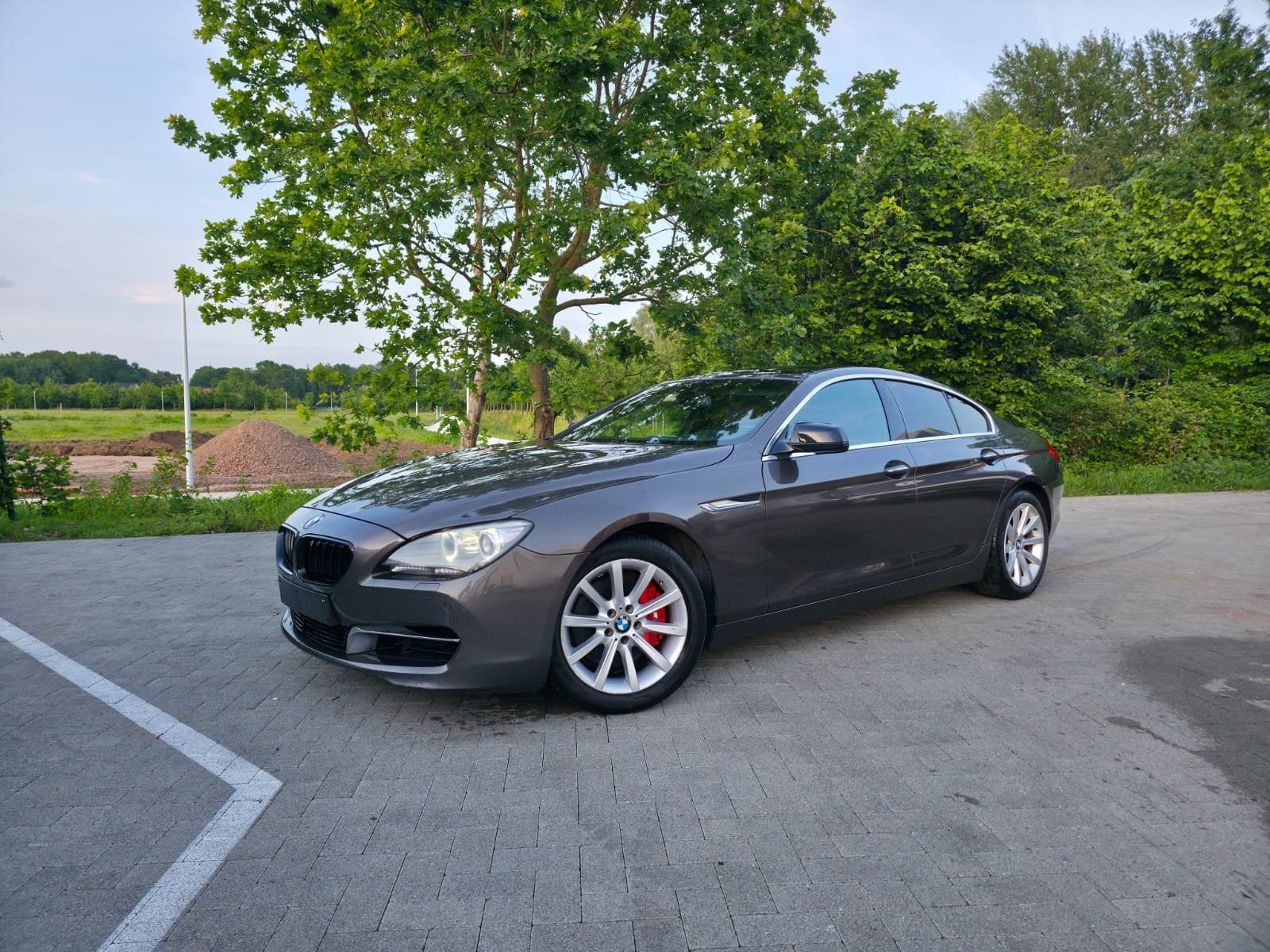 BMW 640d GRAND COUPÉ/BELLE VERSION ! /APPROUVÉ VVK !, Autos, Cuir, Euro 5, 300 cm³, Entretenue par le concessionnaire