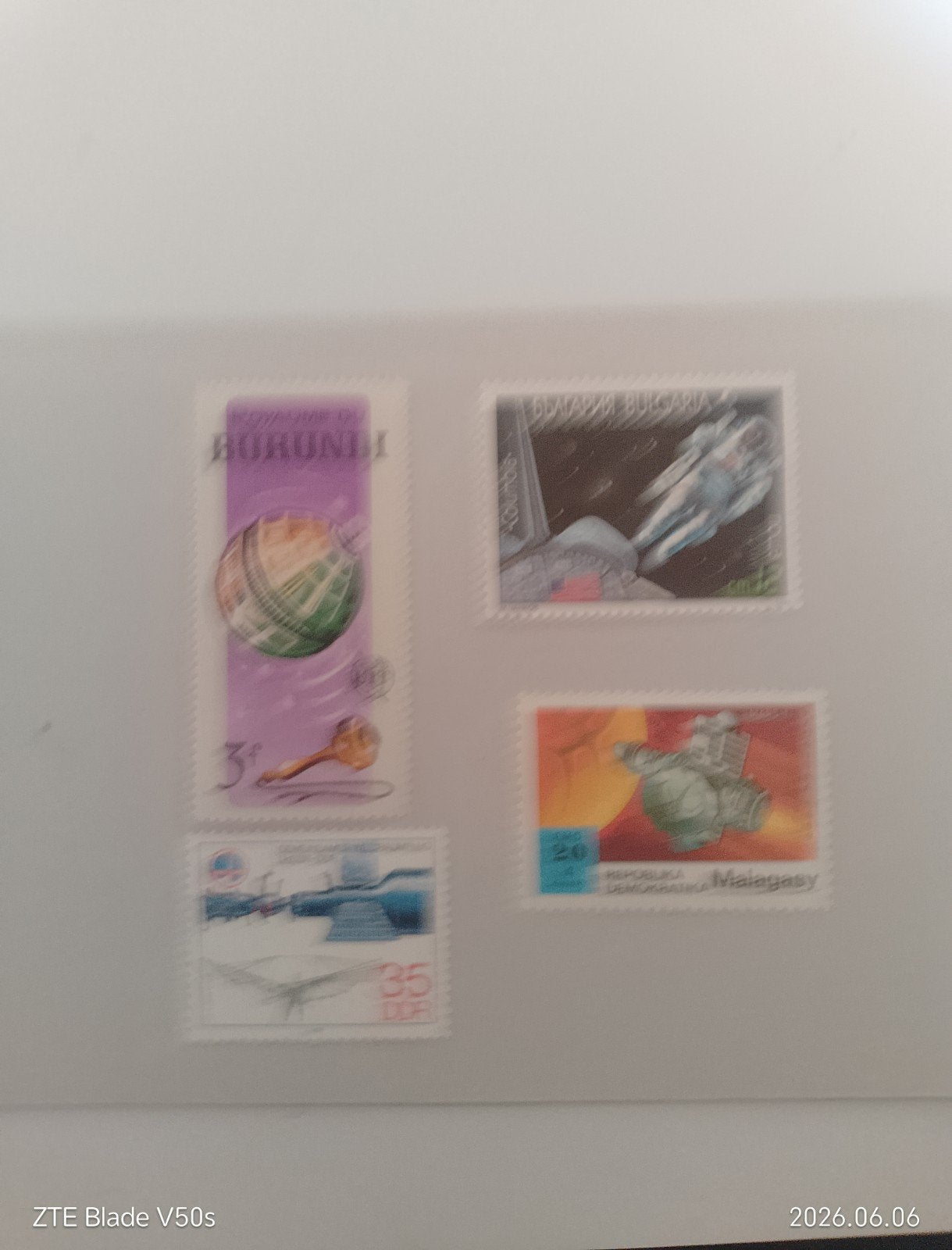 4, timbres, voyage dans l'espace, carte postale, Enlèvement ou Envoi