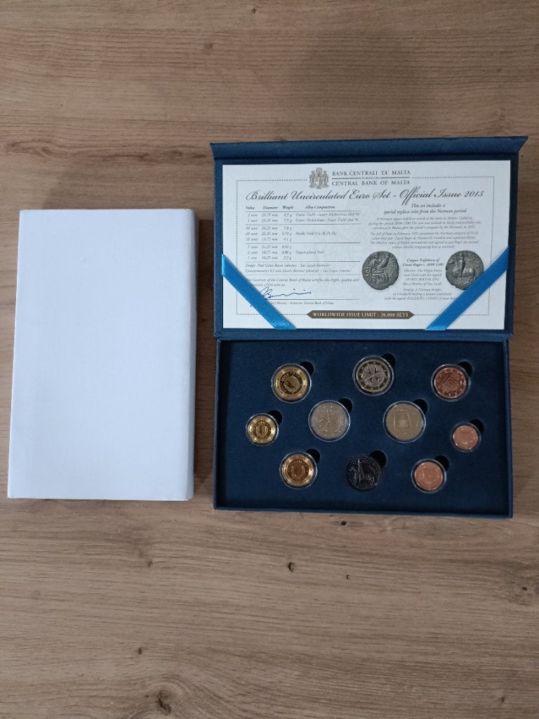Coffret Malte 2015 BU avec son fourreau blanc, Timbres & Monnaies, Monnaies | Europe | Monnaies euro, Série, 2 euros, Malte, Enlèvement ou Envoi